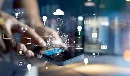 互联网时代，共筑网络安全法制与服务新基石